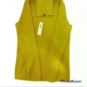 Chico Grinch Green Turtleneck size 1